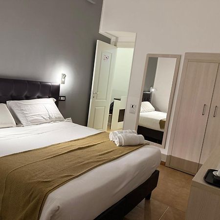 Conte Guesthouse Рим Экстерьер фото