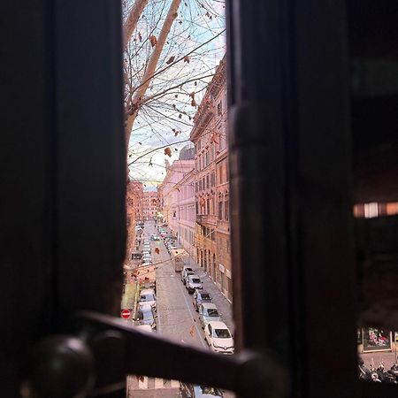 Conte Guesthouse Рим Экстерьер фото