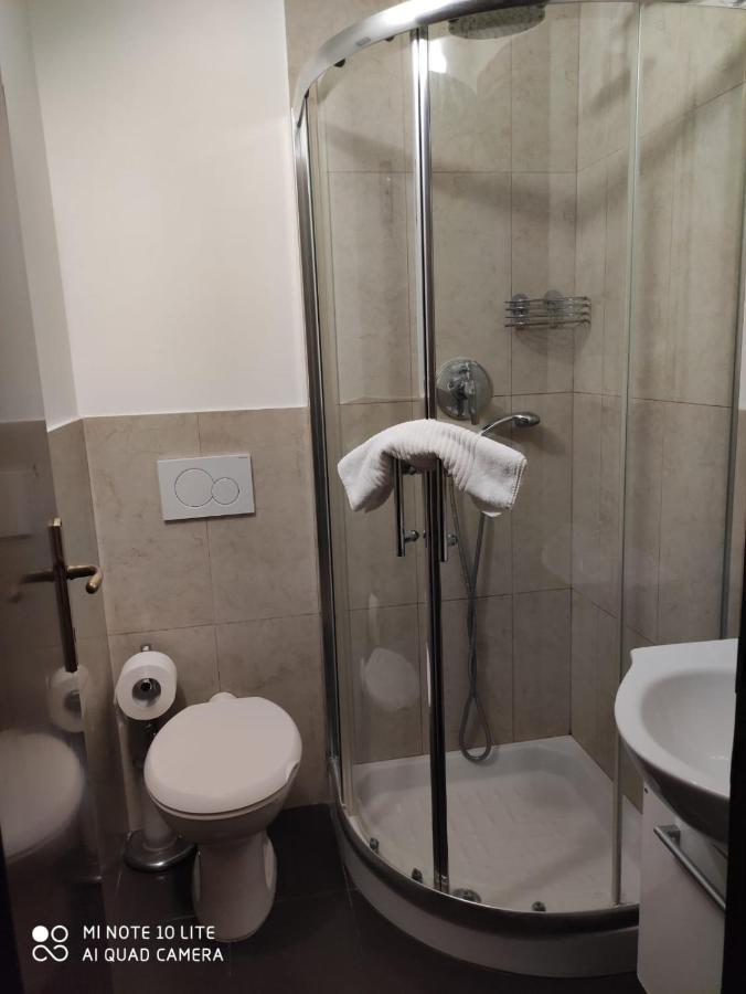 Conte Guesthouse Рим Экстерьер фото