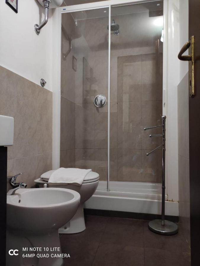 Conte Guesthouse Рим Экстерьер фото