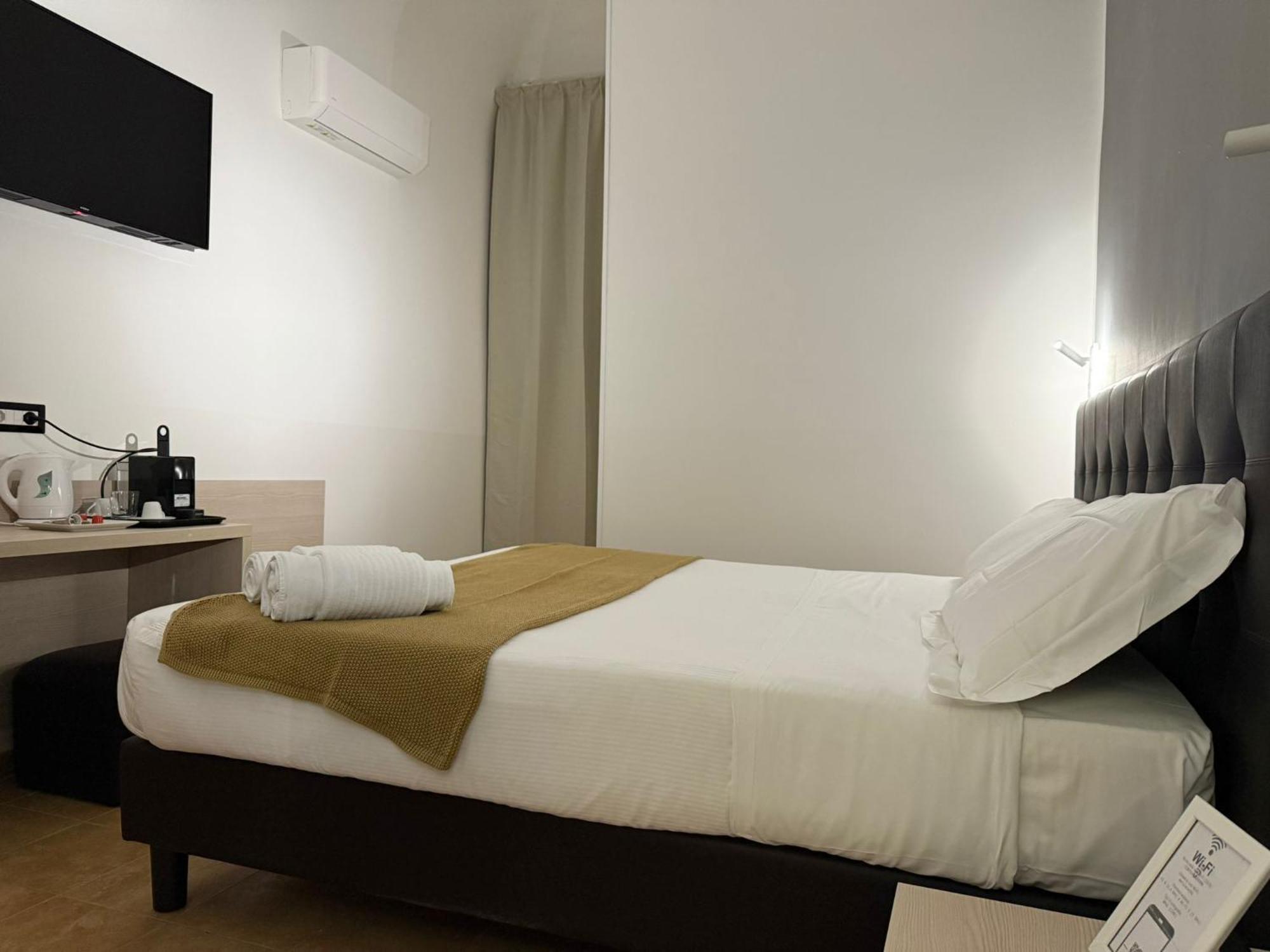 Conte Guesthouse Рим Экстерьер фото